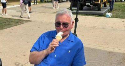 Fans rush to defend Eamonn Holmes as he's seen enjoying day out with help amid health woes - www.manchestereveningnews.co.uk