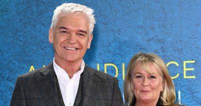 Phillip Schofield 'back on good terms' with wife Stephanie after affair scandal - www.ok.co.uk