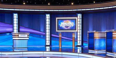 'Jeopardy!' Season 40 - Find Out Who's Hosting, Clue Changes & Second Chance Tournament Details! - www.justjared.com