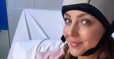 Amy Dowden distraught and crying over hair loss amid breast cancer treatment - www.ok.co.uk