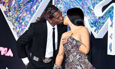 Cardi B Wears Hair Clip Dress at MTV VMAs 2023, Husband Offset Wears Matching Clips! - www.justjared.com - city Newark