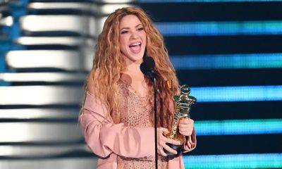 Shakira honors her sons in heartfelt VMA Vanguard Award speech - us.hola.com - USA - Colombia