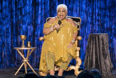 Luenell Comedy Special Executive Produced By Dave Chappelle Gets Netflix Premiere Date - deadline.com - California - county Oakland