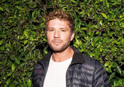 Ryan Phillippe Shares Update On Sobriety: ‘Longest I’ve Gone Without Some Kind Of Nicotine Or Marijuana’ - etcanada.com