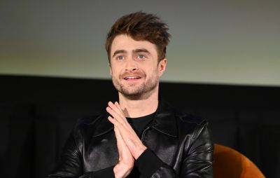 Daniel Radcliffe goes “feral” in viral behind-the-scenes clip - www.nme.com