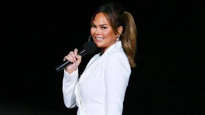 Chrissy Teigen Is Helping Launch a New Campaign Focused on Maternal Mental Health - www.glamour.com