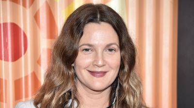 CBS Defends Drew Barrymore's Decision to Continue Talk Show Amid Writers Strike - www.justjared.com