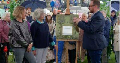 Scots Antiques Roadshow crowd gasp over true value of mirror created in Glasgow - www.dailyrecord.co.uk - Scotland - county Wilson - county Will - county Henderson - county Marion - county Stewart