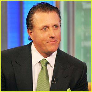 Phil Mickelson Addresses His Experience With Gambling Addiction - www.justjared.com