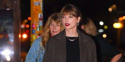 Taylor Swift Joins Laura Dern, Greta Gerwig & Zoe Kravitz for Dinner in NYC - www.justjared.com - New York