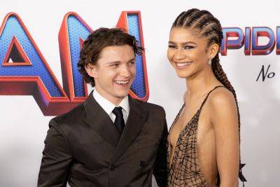 Tom Holland Celebrates His ‘Birthday Girl’ Zendaya With Candid Pics Of The Actress - etcanada.com - Britain - county Story