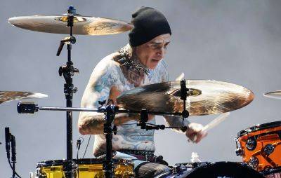 Travis Barker shares tribute to three late friends on 15th anniversary of plane crash - www.nme.com - South Carolina - Columbia