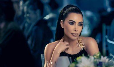 ‘American Horror Story: Delicate’ TV Review: Kim Kardashian Posh ‘Rosemary’s Baby’ Season 12 Opener Keeps Up - deadline.com - USA - Manhattan - county Story