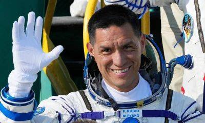 Meet Frank Rubio, The US-born Latino astronaut who just made history while in space - us.hola.com - USA - Russia - El Salvador