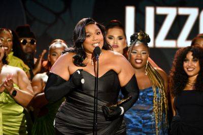 Lizzo Attends Black Music Action Coalition Gala After Being Sued By Former Stylist - etcanada.com - Beverly Hills - county Jones - Los Angeles