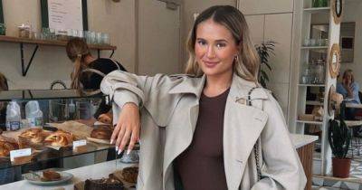 Molly-Mae Hague sends three-word statement to fiance Tommy Fury as she pays him visit after emotional supermarket moment - www.manchestereveningnews.co.uk - New York - New York - Manchester - Hague