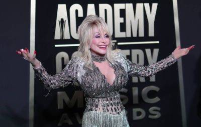 Listen to Dolly Parton cover 4 Non Blondes’ ‘What’s Up?’ - www.nme.com - Nashville