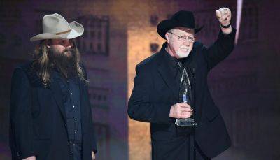Mike Henderson, Chris Stapleton’s Grammy-Winning Cowriter and SteelDrivers Co-Founder, Dies at 70 - variety.com