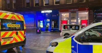 Police officer raced to hospital after incident outside Glasgow Central - www.dailyrecord.co.uk - Scotland - Beyond