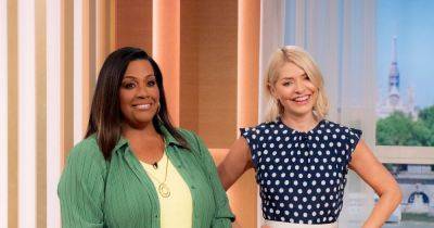 Holly Willoughby ‘nervous’ in This Morning return and ‘tilted herself away’ from Alison - www.ok.co.uk
