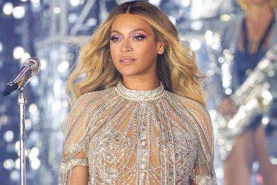 Adele Bought ‘Glitter Ball’ Clothes On Amazon For Beyoncé’s Renaissance Tour — How To Get Your Own ‘Fabulous Silver Fashions’ - etcanada.com - Las Vegas - Canada