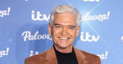 Phillip Schofield makes surprise appearance at National Television Awards - www.dailyrecord.co.uk