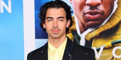Joe Jonas Spotted With Both Daughters Just Days After Filing For Divorce From Sophie Turner - www.justjared.com - county Sherman