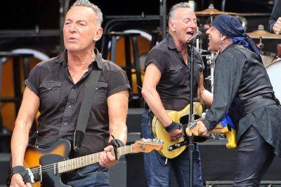 Bruce Springsteen postpones September shows over peptic ulcer disease symptoms - nypost.com - USA - city Syracuse