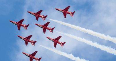 Red Arrows will be flying over Greater Manchester tomorrow - timings and where you can see them - www.manchestereveningnews.co.uk - Manchester - Ireland - county Oldham