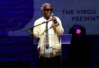 A$AP Rocky Cuts Short Award Acceptance Speech Because ‘I Gotta Pee’ - etcanada.com - New York