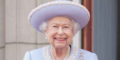 Sarah Ferguson Shares Update On Queen Elizabeth's Corgis - www.justjared.com - Britain - city Sandy
