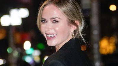 Emily Blunt and Lenny Kravitz Wore the Same Backless Jumpsuit This Week - www.glamour.com - Hollywood