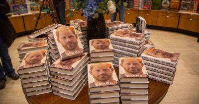 Prince Harry's memoir Spare gets hilarious bookshop display as fans hail 'clever' staff - www.dailyrecord.co.uk - Britain - California