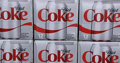 What Diet Coke does to the body just one hour after drinking, according to expert - www.dailyrecord.co.uk