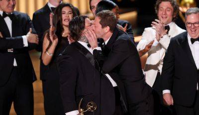 ‘The Bear’s Matty Matheson Thanks Restaurants, Accepts Kiss On Stage From Ebon Moss-Bachrach As Show Dominates Emmys With Six Wins - deadline.com - Los Angeles - Chicago