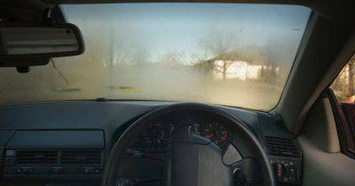 Drivers urged to flick one switch to defog windscreen 'twice as quick' amid cold snap - www.dailyrecord.co.uk