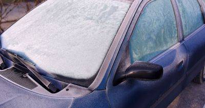 Woman defrosts car windscreen in 'five seconds' with no boiling water or de-icer - www.dailyrecord.co.uk - Scotland