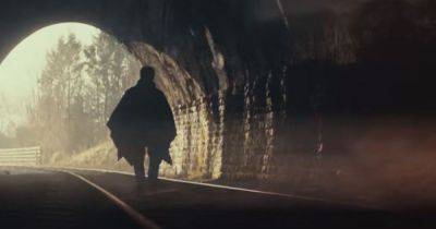 Liam Gallagher and John Squire filmed new music video in railway tunnel in Bury - www.manchestereveningnews.co.uk