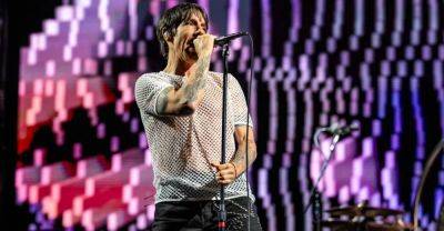 Anthony Kiedis biography Scar Tissue to be turned into movie - www.thefader.com
