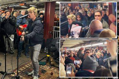 Green Day performs surprise acoustic set in NYC subway with Jimmy Fallon - nypost.com - USA - California - Manhattan - county Bay - city Midtown