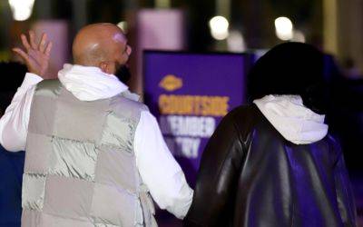 Jennifer Hudson & Common Spotted Holding Hands During NBA Date Night - www.justjared.com - Los Angeles - Los Angeles - county Dallas - county Maverick