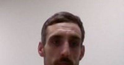 Police issue appeal over wanted man with links to north Manchester - www.manchestereveningnews.co.uk - Manchester
