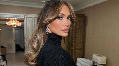 Jennifer Lopez Cut All Her Hair Off For Couture Week - www.glamour.com - Paris