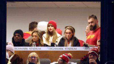 Taylor Swift and Kylie Kelce Finally Linked up at the Chiefs-Bills Playoff Game - www.glamour.com - Philadelphia, county Eagle - county Eagle