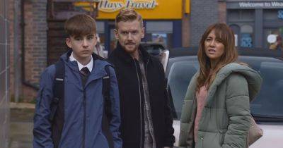 Coronation Street fans say 'what on earth' as they're left distracted by Gary Windass detail - www.manchestereveningnews.co.uk