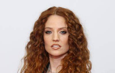 Jess Glynne “fell out of love with music” during 2019 world tour - www.nme.com