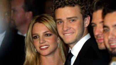 Britney Spears' 2011 Song ‘Selfish’ Just Beat Justin Timberlake’s New Single on a Major iTunes Chart - www.glamour.com