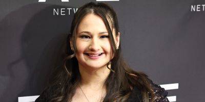 Gypsy Rose Blanchard Debuts a New Hairstyle While Celebrating a Reinvention - www.justjared.com