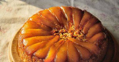 Pear and walnut upside-down cake to feed a hungry family of 8 - recipe - www.ok.co.uk