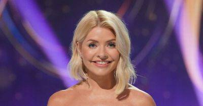 Holly Willoughby apologises for swearing on Dancing On Ice after on-air blunder - www.ok.co.uk